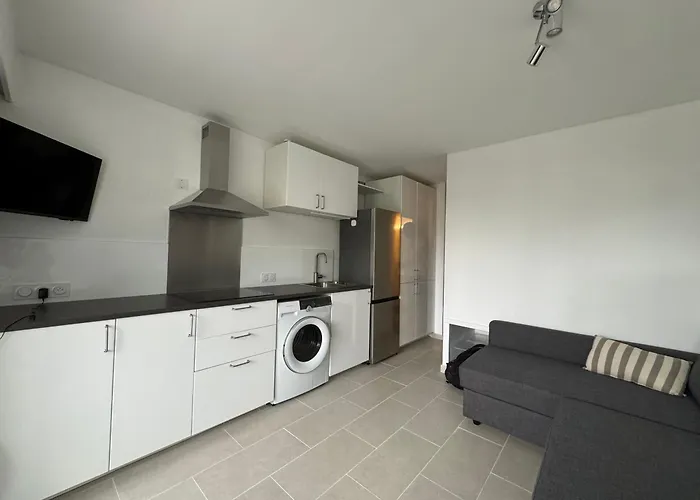 4 Couchages Piscine Centre Port *